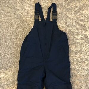 Youth snow pants/snow bib.